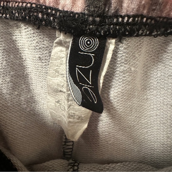 Onzie - Tie Dye Joggers size - Picture 2 of 3